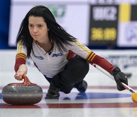Curling Canada Early Win In The Hub
