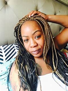 Cornrows With Single Braids