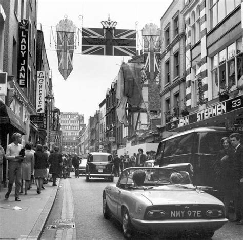 Swinging London Carnaby Street London 1960s London Soho
