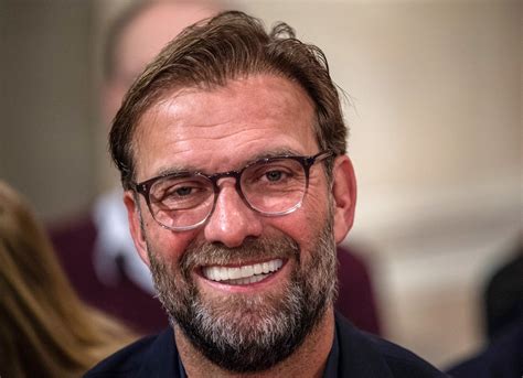 Jürgen klopp made liverpool champions of england, europe and the world within five years of his revered by fans from the earliest weeks of his spell on merseyside, klopp had already delivered the. Kein Witz! In Liverpool haben sie Klopp ein Denkmal gesetzt