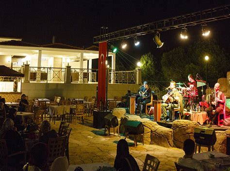 Küçük misafirlerimize özel bebek bakımı mevcuttur. Sah Inn Paradise - Alternativ Rejser