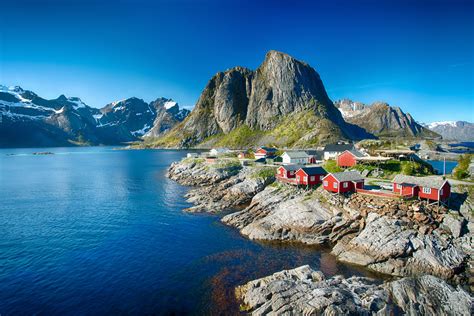 8 Reasons Norways Lofoten Islands Are A Must Visit Spot Travelawaits