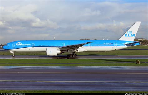 Ph Bvw Klm Royal Dutch Airlines Boeing 777 300er Photo By Paul Spijkers