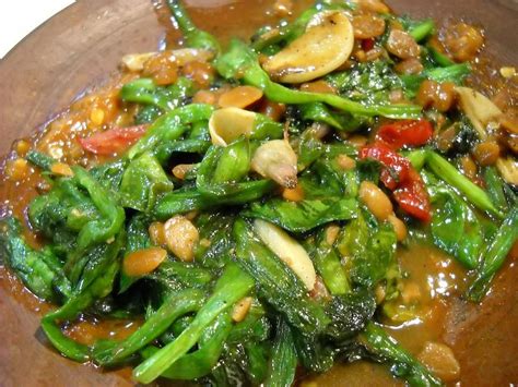Jika kamu bosan dengan sayur, ubah saja yang tadinya di tumis menjadi salad. Pin on Vegetable