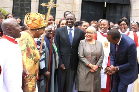 Kenyan president uhuru kenyatta has reportedly announced that he and deputy president william ruto will be taking a 20% pay cut while cabinet ministers' salaries will be slashed by 10% in fresh efforts to cut down on the government's ballooning public wage bill. What President Uhuru Kenyatta and First Lady Margaret have ...