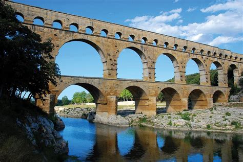Aqueduct Definition History And Facts Britannica