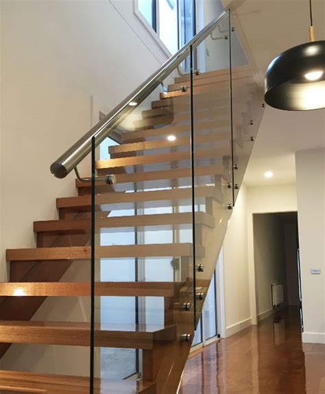 They provide an extra handrail on the staircase for the elderly and. Glass Balustrade Stairs Melbourne, Frameless Glass ...