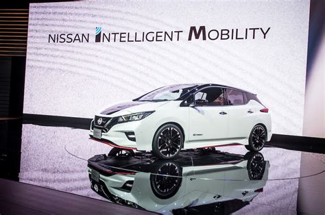 Nissan Leaf Nismo Concept Breaks Cover In Tokyo