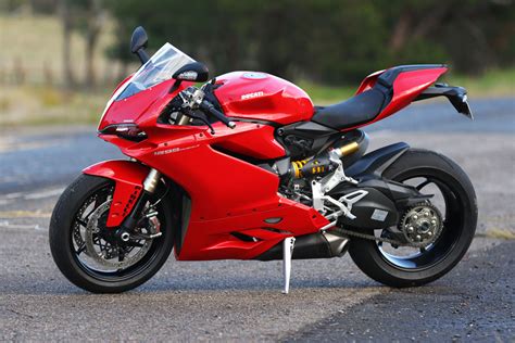 Review 2015 Ducati 1299 Panigale Au