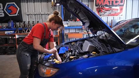 Female Mechanic Empowering Women With Garage Youtube