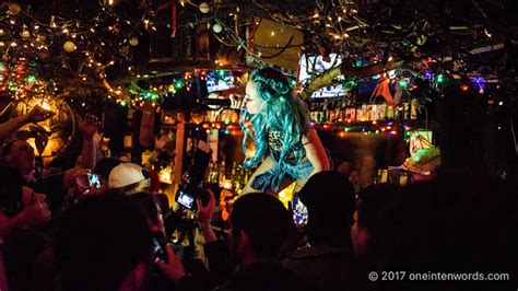 One In Ten Words Cmw 2017 Sumo Cyco At The Bovine Sex Club Concert Photos