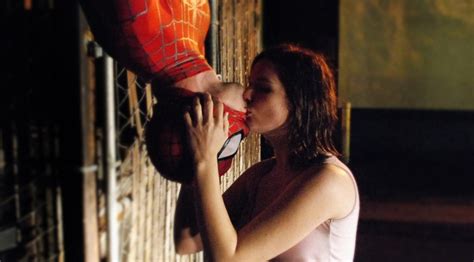 my favorite scene spider man 2002 “the upside down kiss” killing time