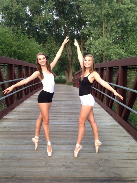 How To Pose For Dance Pictures