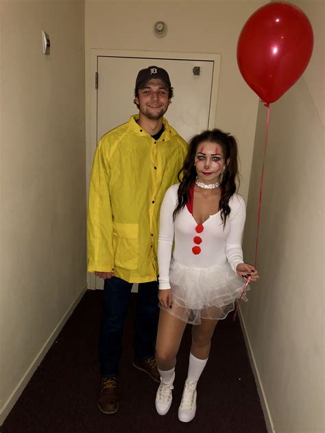 Shop costume supercenter's selection of clown halloween costumes and accessories. Who knew dressing as a Pennywise would be so fun! # ...