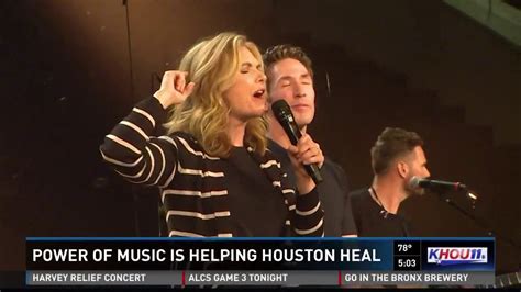 Lakewood Church hosts Worship Relief Concert - YouTube