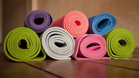 How To Choose The Perfect Yoga Mat 5 Best Tips