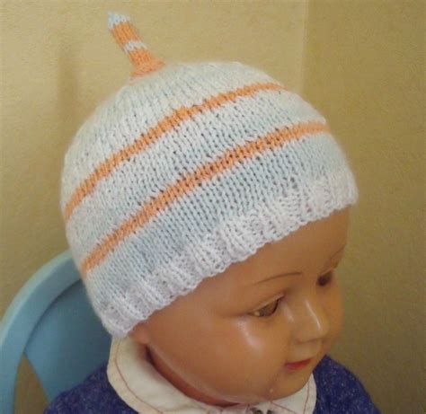 Modèle Tricot Bonnet Bébé 3 Mois