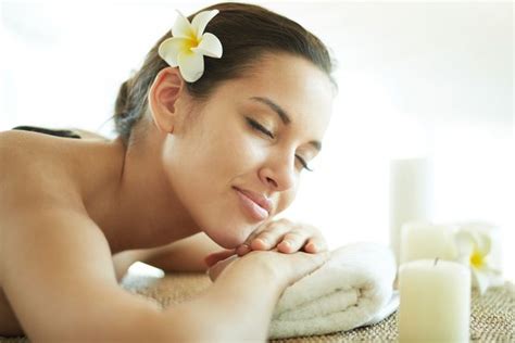 2hr Pamper Package Laser Clinics Sports Massage Beyond Beauty Treatment Room Improve Skin