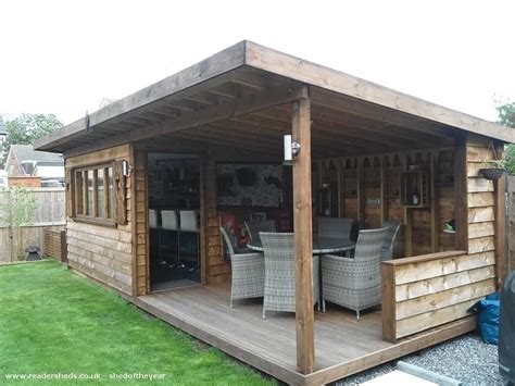 Turn your backyard shed into a bar and enjoy all the amenities of a sports bar or cocktail lounge right in your backyard. Mo's Bar - Pub/Entertainment from Garden #shedoftheyear ...