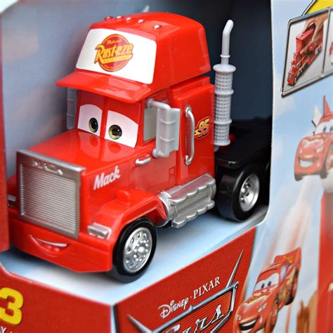 Wafflemama Disney Cars Transforming Mack Playset Review