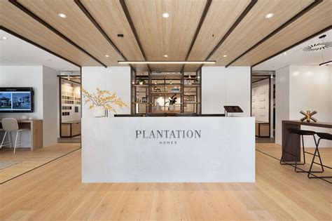 Eigth Reasons To Love Plantation Homes