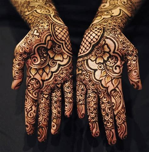 10 Best And Simple Eid Mehndi Designs And Henna Patterns For