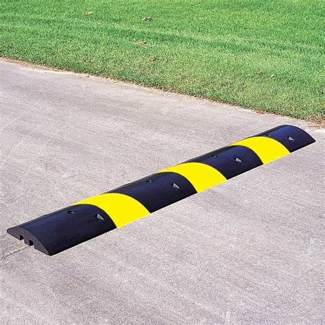 Rubber Striped Speed Bump And End Caps