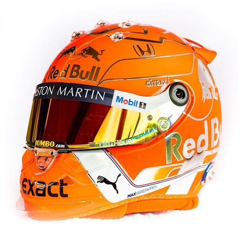 Max verstappen helm shot tijdens de gp van mexico op het circuit autodromo hermanos rodriguez, mexico stad formule 1 seizoen 2019. Jens Munser Designs on | Helmet, Max verstappen, Helmet design