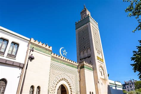 La Grande Mosquée De Paris Cent Ans Dhistoire Mouvementée