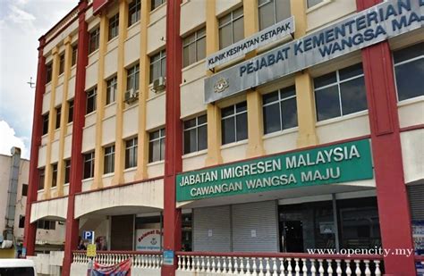 # waktu operasi klinik, hospital kerajaan dan swasta dibenarkan 24 jam. Klinik Kesihatan @ Setapak - Setapak, Kuala Lumpur