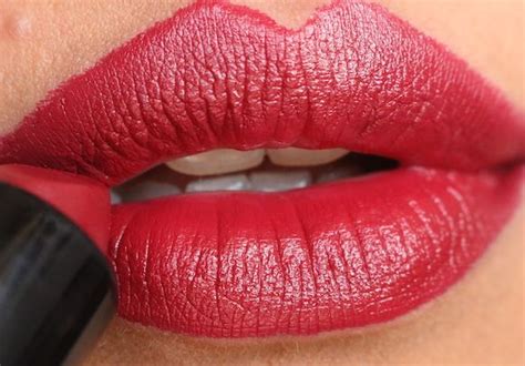 Top 10 Lipsticks For Olive Skin Tone Olive Skin Tone Skin Lipstick