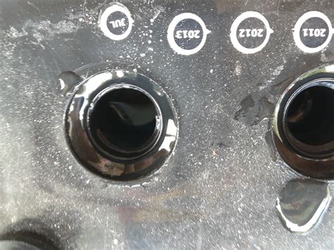 Be careful when handling batteries that are leaking because the acid can. Share my knowledge: Recharge Dead Battery for car Part 2