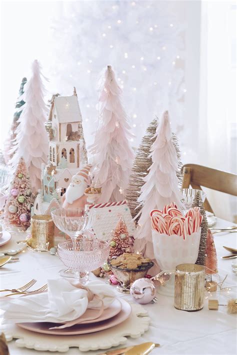 30 Pink Christmas Table Decorations
