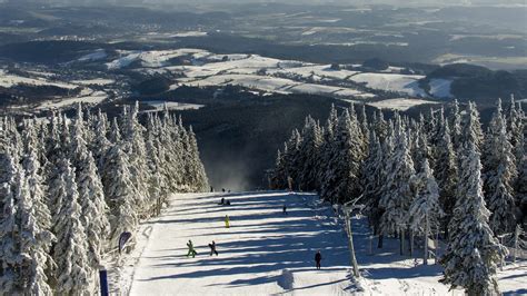 Brauche ich einen gewerbeschein für ein nebengewerbe? Mal woanders Ski fahren? Es muss nicht immer Kitzbühel ...