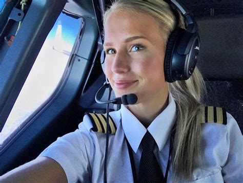 12 2 m gostos 162 comentários maria fagerström b737 pilot mariathepilot no instagram