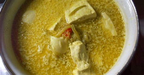 Tanpa menggunakan pengawet atau uang anda kembali 9 kali lipat. Resep Sayur tahu bumbu kuning oleh Mooza HafiFah - Cookpad