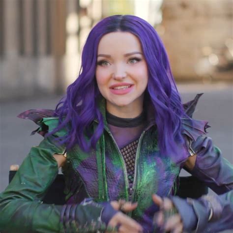 Pin By Pinkie Pines On Descendants Dove Cameron Celebrities Dove