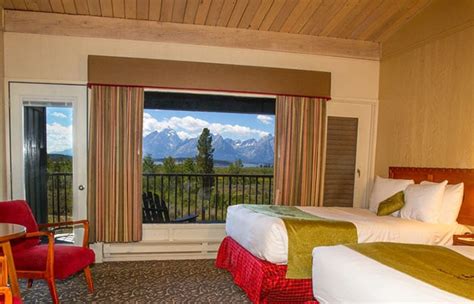 8 Best Places To Eat Sleep And Play In Grand Teton National Park My