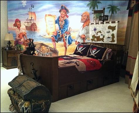 Where can i get a custom pirate bed? Decorating theme bedrooms - Maries Manor: pirate bedroom ...