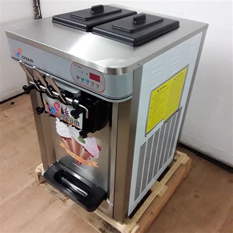 New Ice Cream Machine 55cmw X 68cmd X 87cmh H2 Catering Equipment