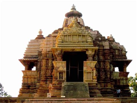 Khajuraho Temples A Perfect Blend Of Architecture Sculpture Tripoto