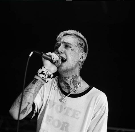 Lil Peep Rapper Emo Morre Aos 21 Anos Música G1