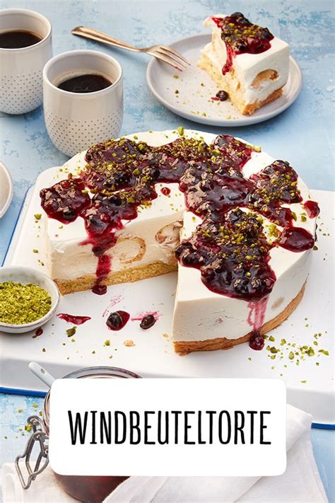 Alle rezepte sind gelingsicher und mit hilfreichen tipps und tricks. Windbeuteltorte | Rezept | Beste kuchen rezepte ...