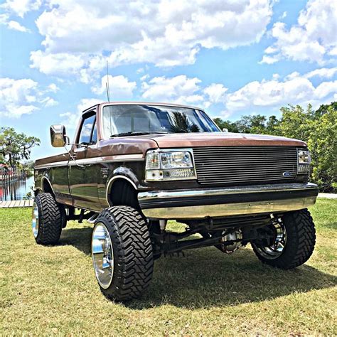 Modified Cars Ford F250 Lifted Truck