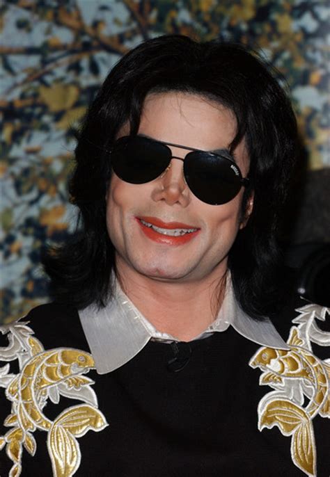 Years After Thriller Michael Jackson S Iconic Sunglasses Get A