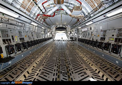 Boeing C 17a Globemaster Iii 08 8204 Aircraft Pictures And Photos
