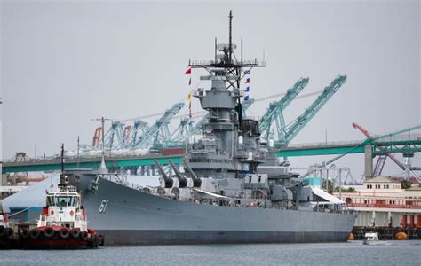 Battleship Iowa In San Pedro Closes In On Final Approval As National