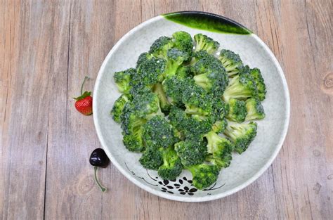 Frozen Organic Fresh Broccolichina Huayuan Food Price Supplier 21food