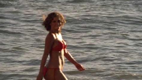 Naked Aura Cristina Geithner In Mar De Fondo