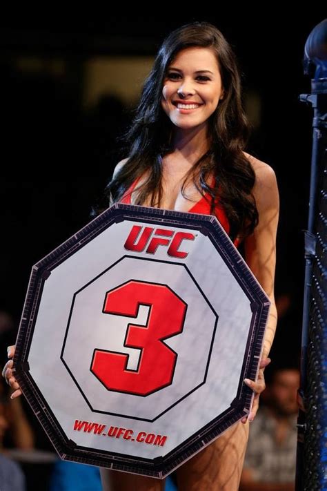 Ufc Octagon Girl Camila Rodrigues De Oliveira Introduces A Round That